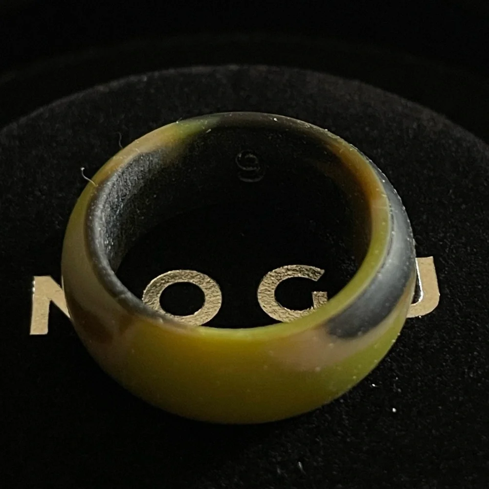 NEW Men’s Camouflage Green Lightweight Silicone Universal Ring (Multiple Sizes)